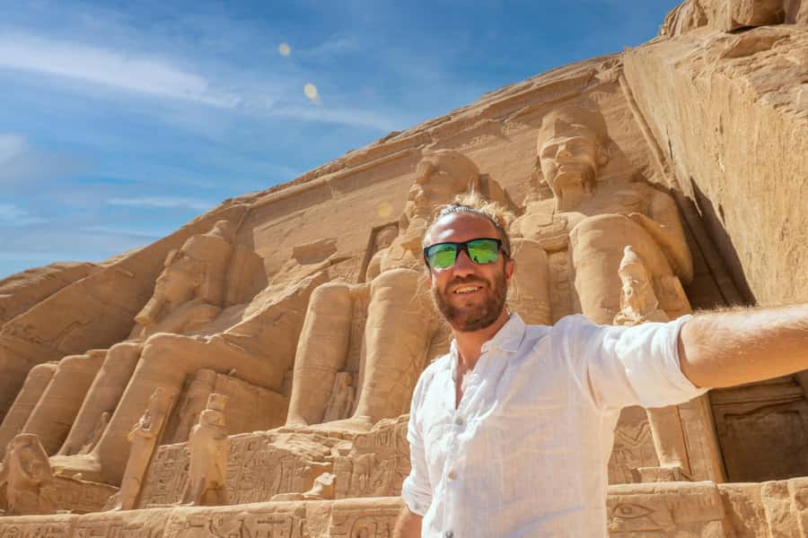 Luxor: Abu Simbel Temple Private Guided Day Trip with Lunch - Seeing the Great Temple of Ramses II
