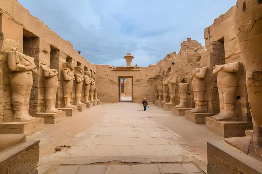 Luxor Day Trip from Hurghada Small Group & Tutankhamun Tomb - Small-group transport from Hurghada and beyond