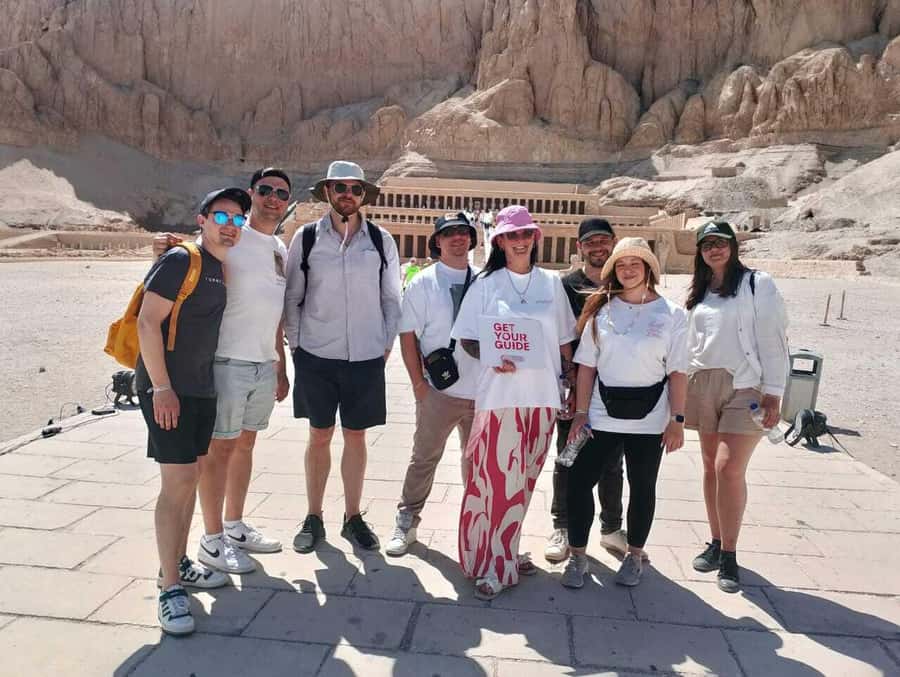 Luxor Day Trip from Hurghada Small Group & Tutankhamun Tomb - Hatshepsut’s temple and the story of a female pharaoh