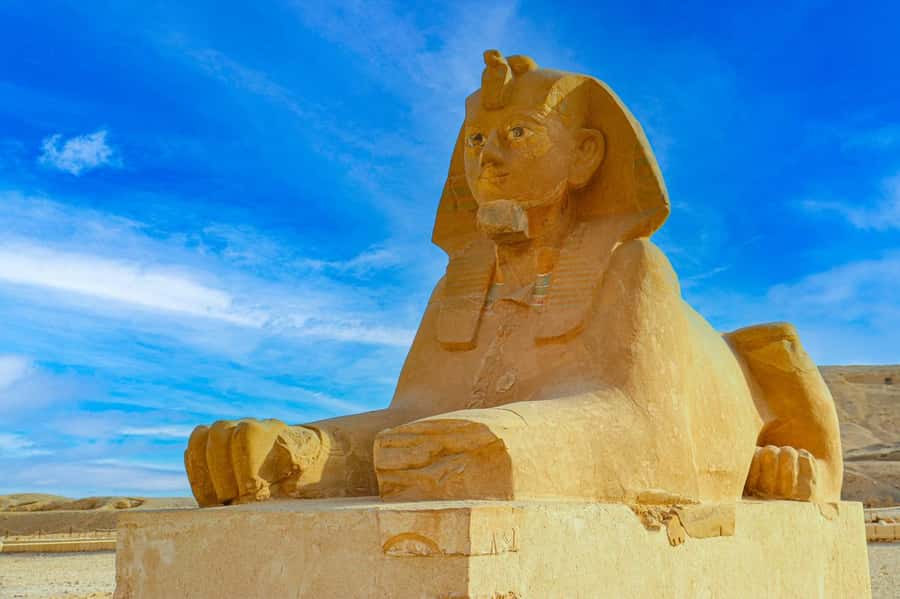 Luxor Day Trip from Hurghada Small Group & Tutankhamun Tomb - Lunch in Luxor and the Nile crossing