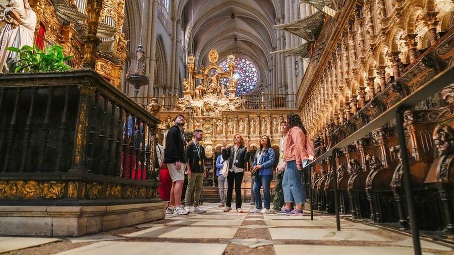 Madrid: Toledo Day Trip with Winery Visit and Wine Tasting - From central Madrid to the Mirador del Valle