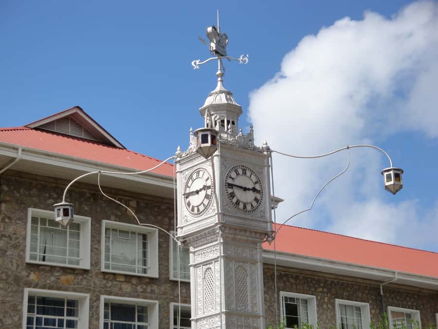 Mahé Island: Island Highlights Guided Day Trip with Lunch - Starting in Victoria Market