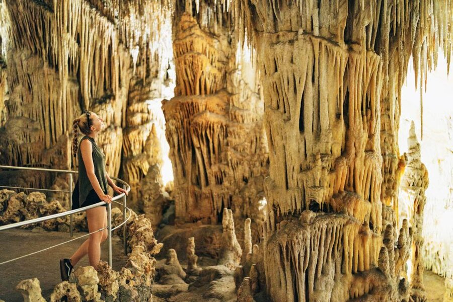 Mallorca: Caves of Drach Day Trip & Optional Caves of Hams - Porto Cristo adds a welcome change of scene