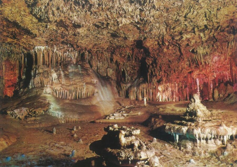 Mallorca: Day Trip to Caves of Hams & Optional Dinosaurland - Who gets the best value from this outing