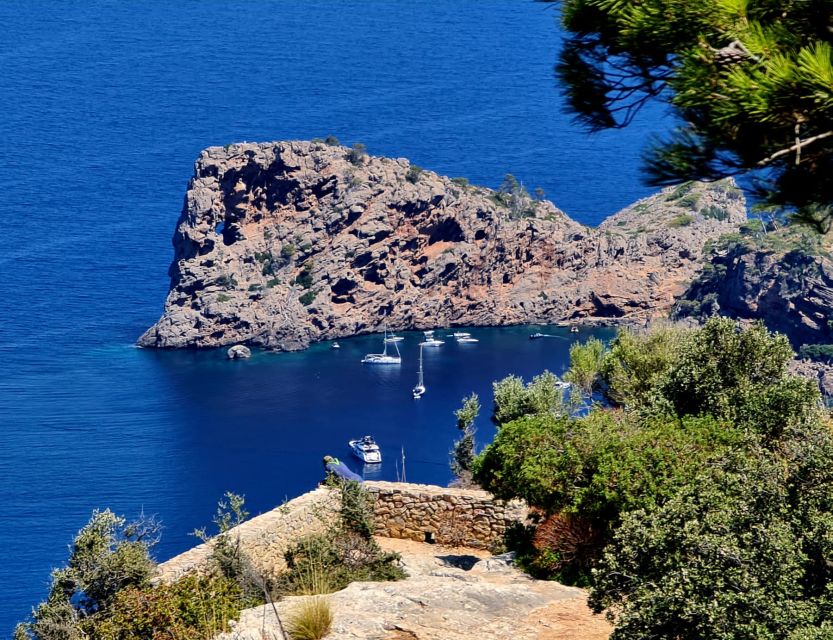 Mallorca: Day Trip to Hidden Gems of Tramuntana with Lunch - Miramar Monastery and the Archduke’s summer residence