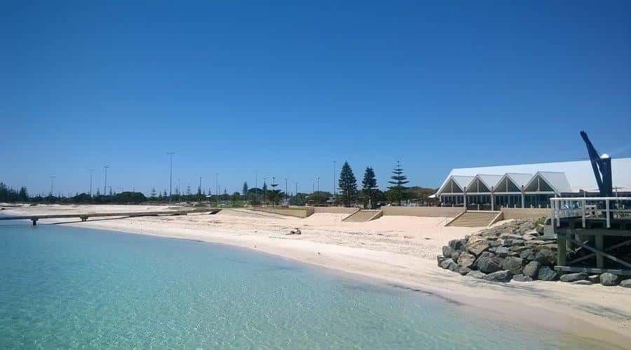 Margaret River and Busselton Jetty: Day Trip from Perth - Local wine, beer, cider, and lunch