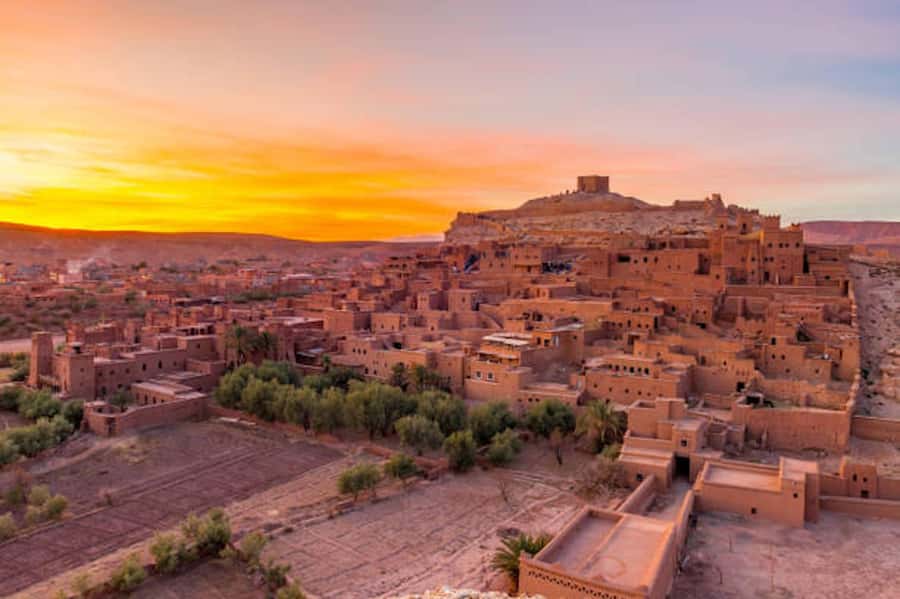Marrakech: 3-Day Trip to Fez with Sandboarding & Camel Ride - Day two: Todra Gorge and the road to Merzouga