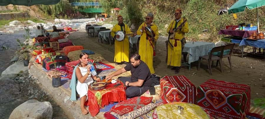 Marrakech:Atlas Mountains, Ourika Valley Day Trip,Waterfall - Group size, guides, and the pace of the day