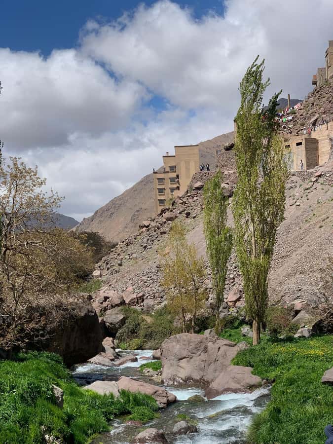 Marrakech: Imlil Atlas Mountains Day Trip with Lunch - Walking through Imlil and its mountain paths
