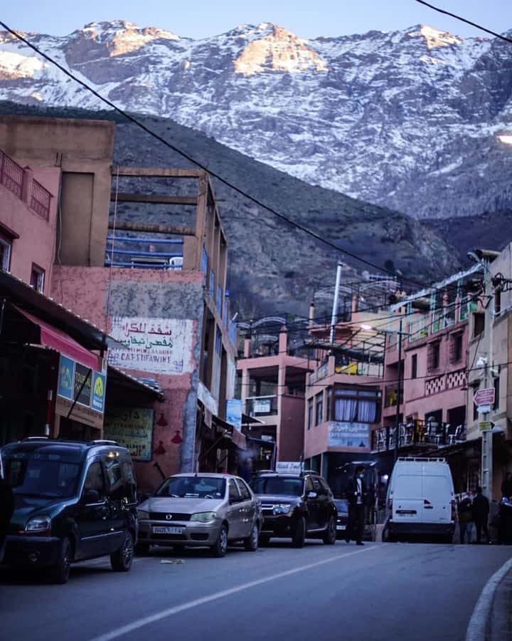 Marrakech: Imlil Atlas Mountains Day Trip with Lunch - A short look at Asni before Imlil
