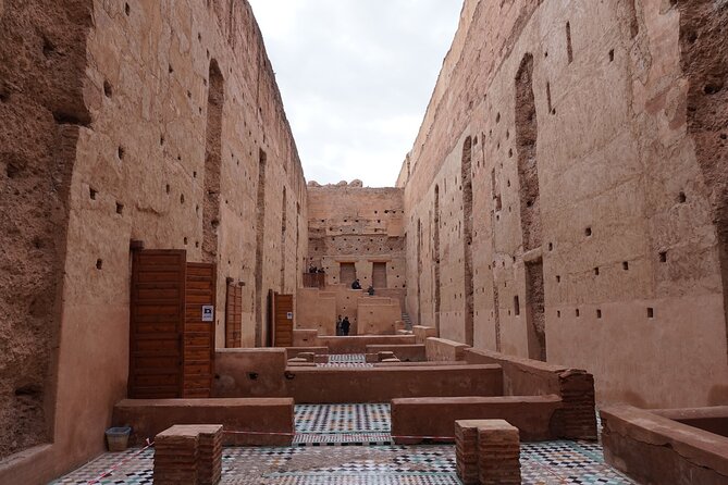 Marrakech The History and Culture Day Trip - Free time, shopping, and the choice to leave the group