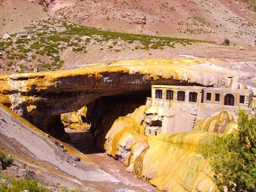 Mendoza: Aconcagua, Uspallata & Puente del Inca Day Trip - Uspallata and the Huarpe past
