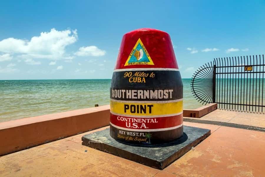 Miami to Key West Day Trip with Optional Activities - The long road from Miami to Key West