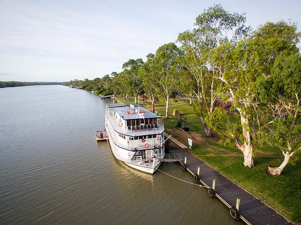 Murray River Day Trip from Adelaide Including Lunch Cruise aboard the Proud Mary - Lunch on the river