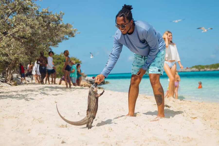 Nassau: Exuma Powerboat Day Trip - Practical details before you book