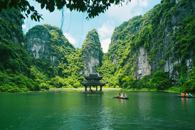Ninh Binh Day Trip: Hoa Lu-Trang An/Tam Coc-Mua Cave-Cycling-Boat - Timing, heat, and what to pack