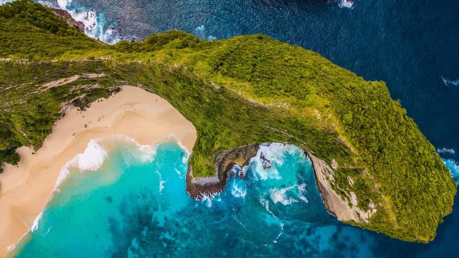 Nusa Penida: Private One Day Trip Adventure Package - The fast boat from Sanur to Nusa Penida