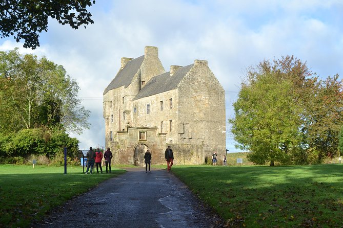 Outlander Film Locations Day Trip from Edinburgh - What you pay for, and what remains extra