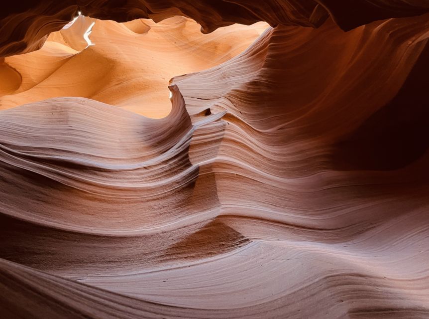 Page: Upper & Lower Antelope Canyon Combo Day Trip - Why seeing both Antelope Canyons makes sense