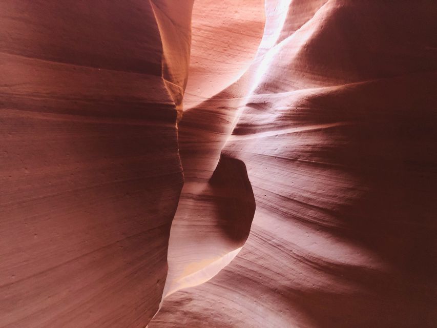 Page: Upper & Lower Antelope Canyon Combo Day Trip - Lower Antelope Canyon: stairs, ladders, and tight walls