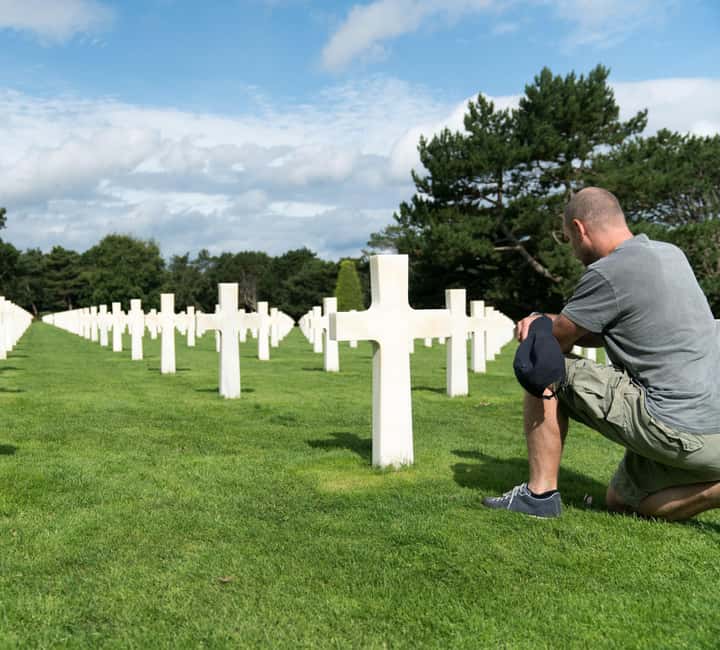Paris: Normandy D-Day Sites Guided Day Trip with Lunch - A Norman lunch in Grandcamp-Maisy
