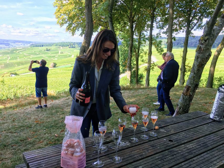 Paris: Private Day Trip to Champagne with 8 Tastings & Lunch - Why a private Champagne day works so well