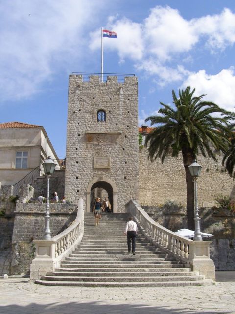 Peljesac Peninsula & Korcula Island Day-Trip from Dubrovnik - Who should book this Dalmatian day trip?