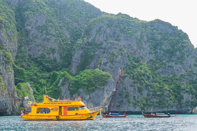 Phi Phi Islands Adventure Day Trip w/ Seaview Lunch by V. Marine - Phi Phi Don lunch with a view