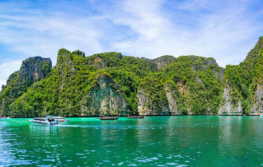 Phuket: Maya Bay, Phi Phi, Green, and Khai Islands Day Trip - Khai Nui gives you another chance to snorkel