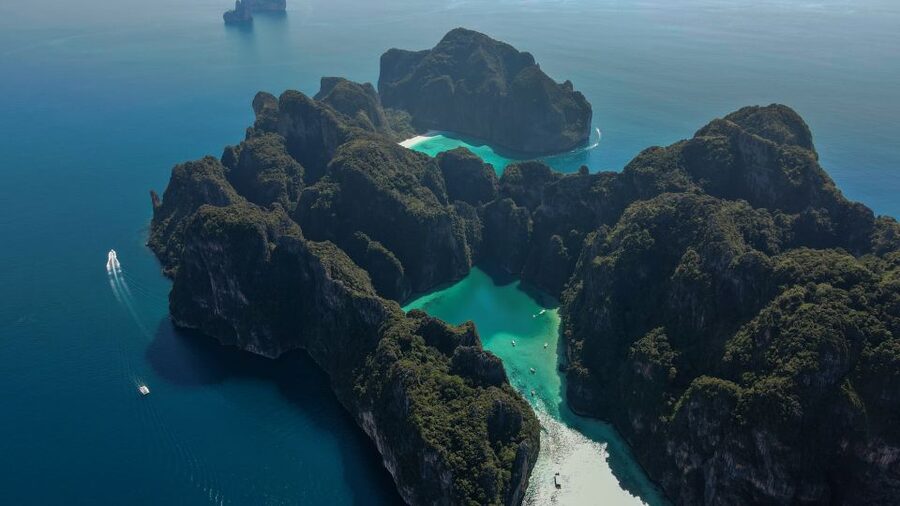 Phuket: Phi Phi Islands Day-Trip by Speed Catamaran - Pileh Lagoon is the day’s signature scene