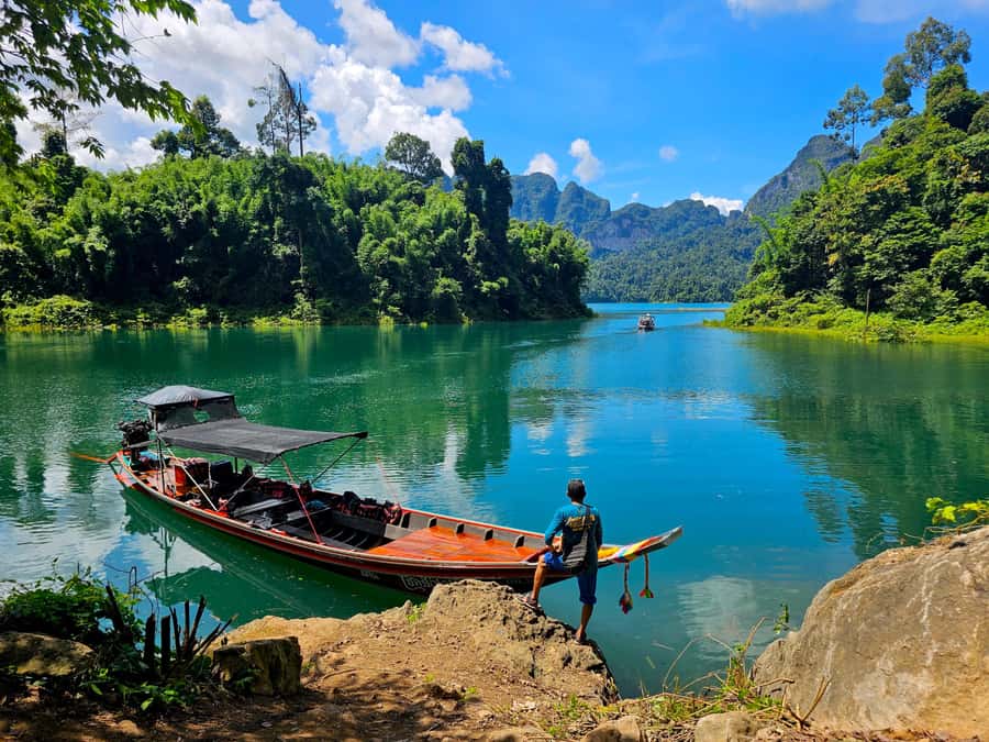 Phuket: Private Day Trip Khao Sok w/ Lake Boat Tour & Lunch - Four hours by private longtail boat