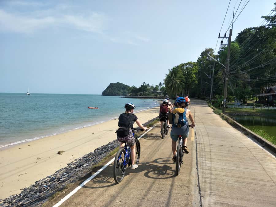 Phuket: Yao Island Cycling and Beach Day-Trip - The 15-kilometer morning ride through island life