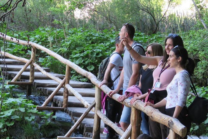 Plitvice and Rastoke day trip from Zagreb w/ticket (guar. dep.) - What the guide adds to the day