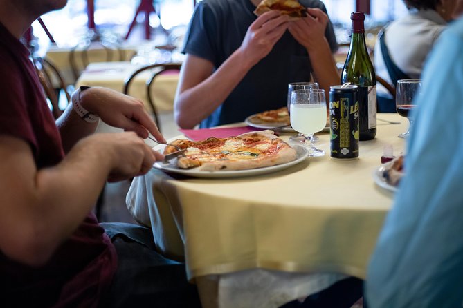 Pompeii & Mt.Vesuvius Day Tour from Naples with Pizza Lunch - Climbing Mount Vesuvius to the crater