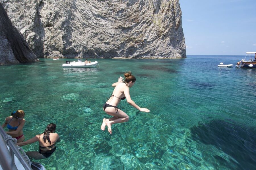 Ponza Island: Day Trip from Anzio with 5 Hour Boat Excursion - One hour back at Ponza’s main port