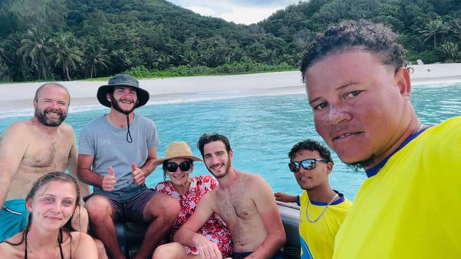 Praslin: Curieuse & St Pierre Island Day Trip with Barbecue - Guides, boats, and the feel of the group