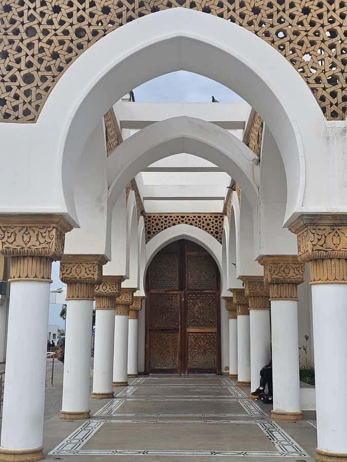 Private Day Trip: Gibraltar & (Tangier) Morocco from Seville - The Gibraltar crowd problem