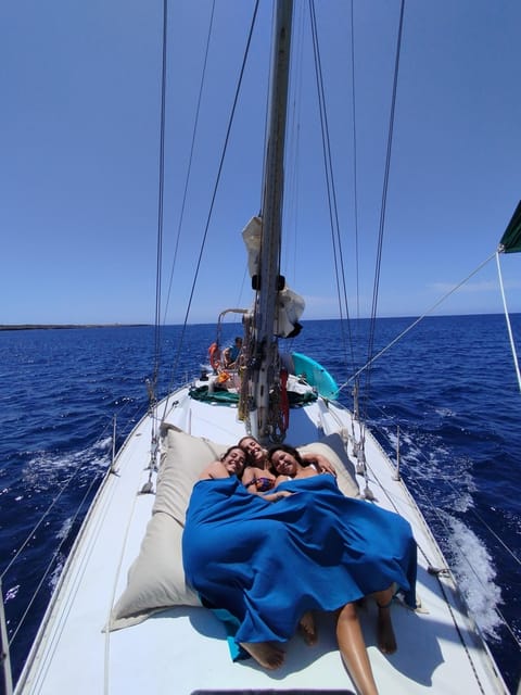 Private Sailboat Day-Trip from IBIZA to FORMENTERA - A private boat day from Ibiza to Formentera