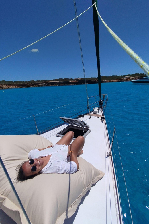 Private Sailboat Day-Trip from IBIZA to FORMENTERA - What Captain Gabriel adds to the day