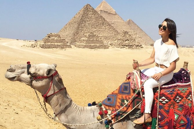 Private Tour: Day Trip to the Pyramids and Sphinx from Cairo - Khafre and the surviving details