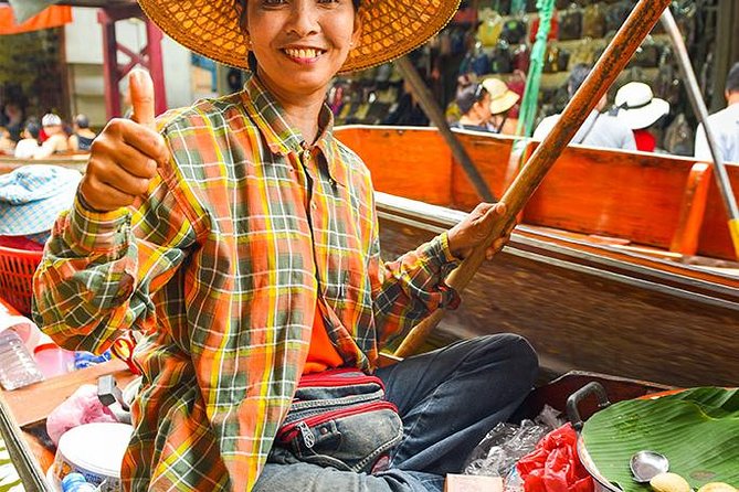 Private Tour: Floating Markets of Damnoen Saduak Cruise Day Trip from Bangkok - What the private format really gives you