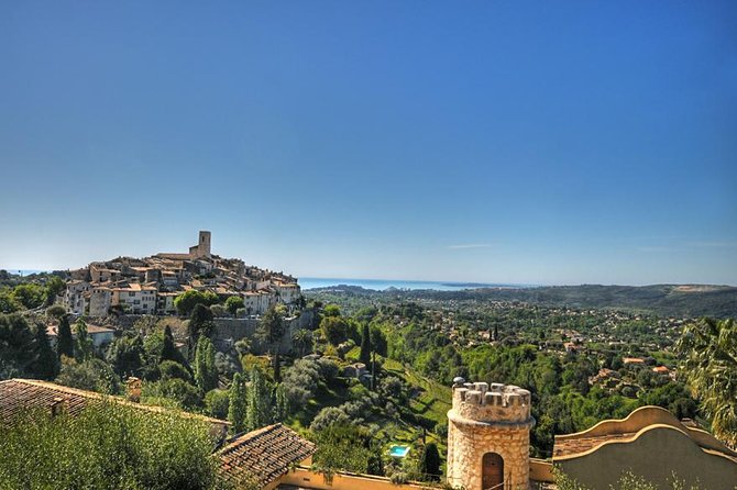 Provence Countryside Small Group Day Trip with Grasse Perfumery Visit from Nice - Cannes in 25 minutes: a fast look at the Riviera