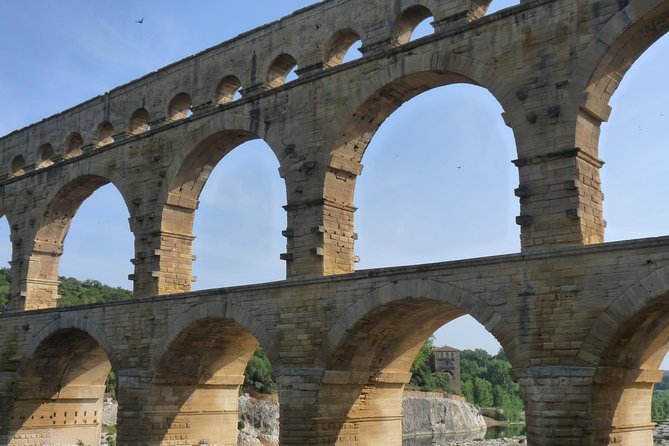 Provence in a Day Trip from Aix - Who will enjoy this day most?