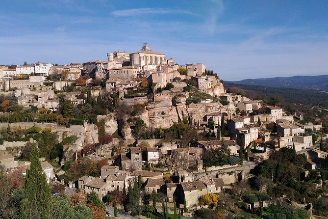 Provence Wineries and Luberon Villages Day Trip from Aix-en-Provence - Bonnieux and the quick viewpoint stop