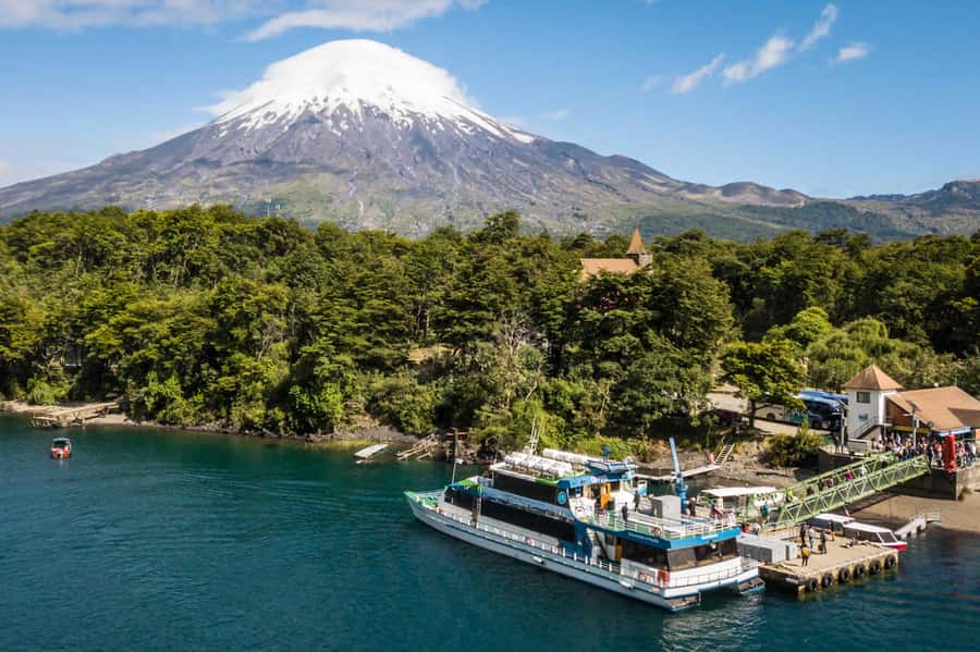 Puerto Varas: Peulla Day Trip - Sailing across Todos los Santos Lake