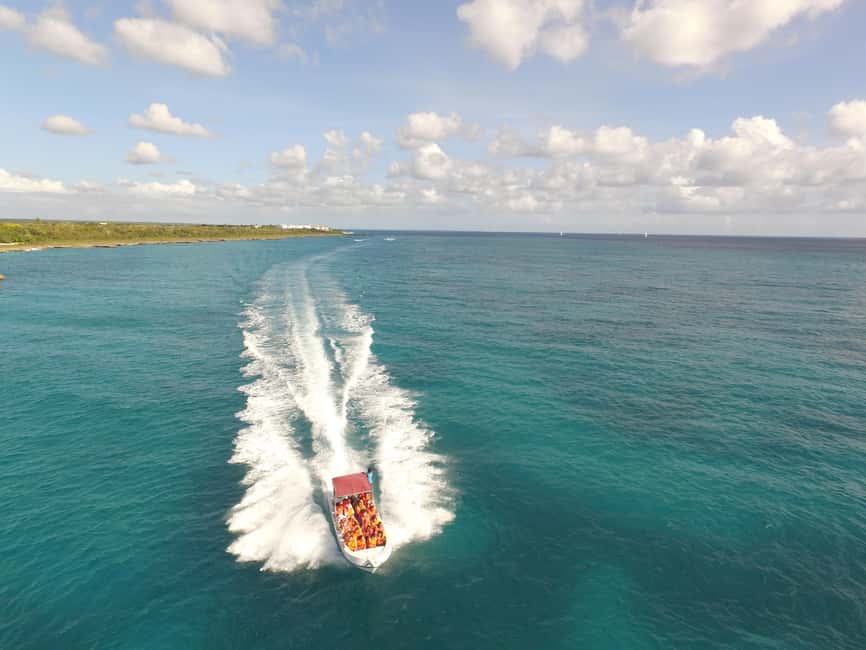 Punta Cana: Saona Island and Altos de Chavón Day Trip - The natural swimming pool stop