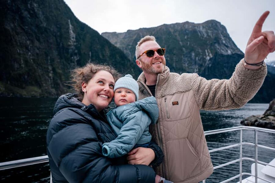 Queenstown: Milford Sound Coach & Cruise Full-Day Trip - Arriving in Fiordland National Park