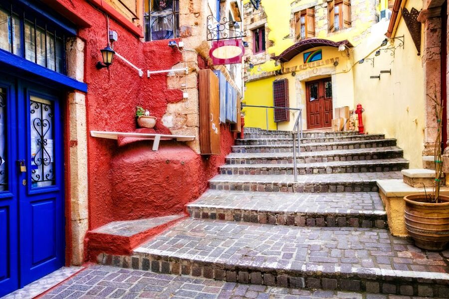 Rethymno: Full or Half-Day Trip to Chania with Audio Guide - How guided is this experience?