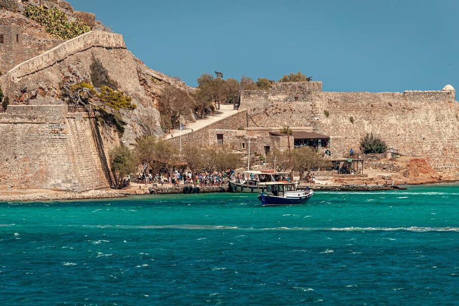 Rethymnon:Day Trip to Spinalonga, Agios Nikolaos and Elounda - The guide can make or break the day