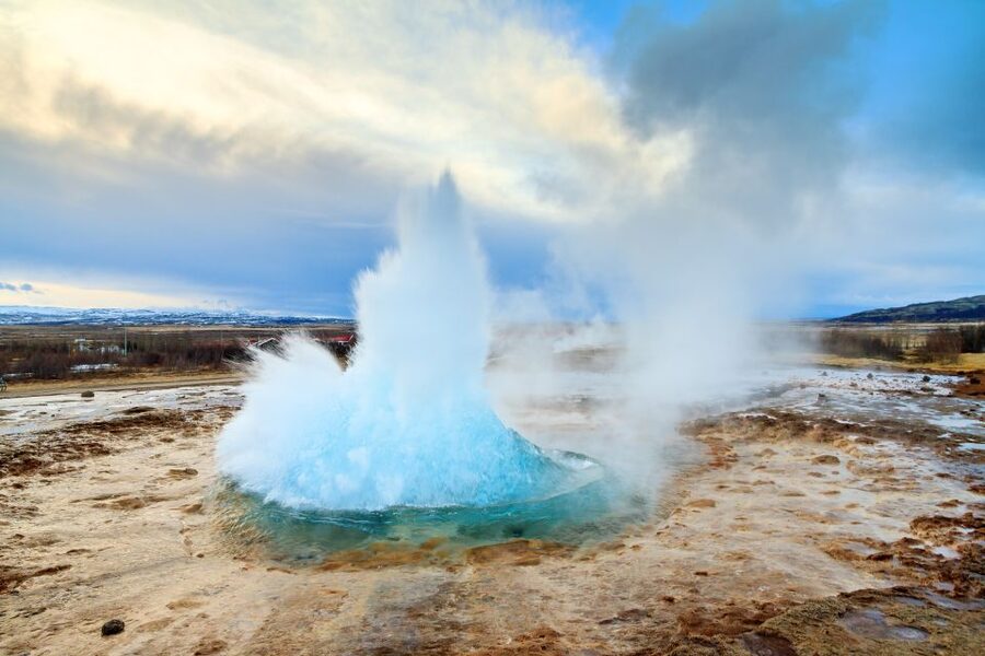 Reykjavik: Golden Circle Day Trip with Blue Lagoon Transfer - Pickup in Reykjavik and the 11-hour rhythm